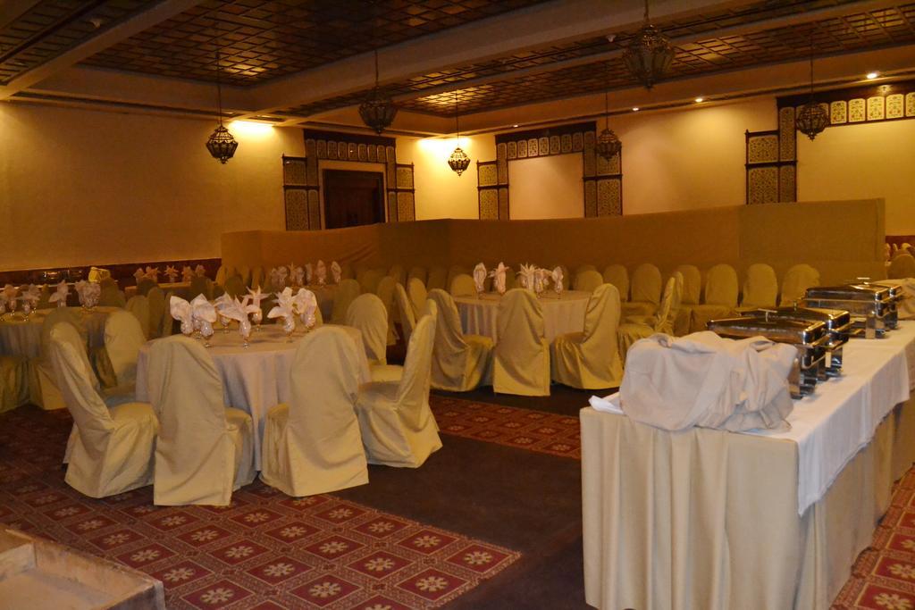 Faisalabad Serena Hotel Екстериор снимка